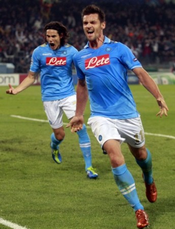 考虑到他在 考虑到他在